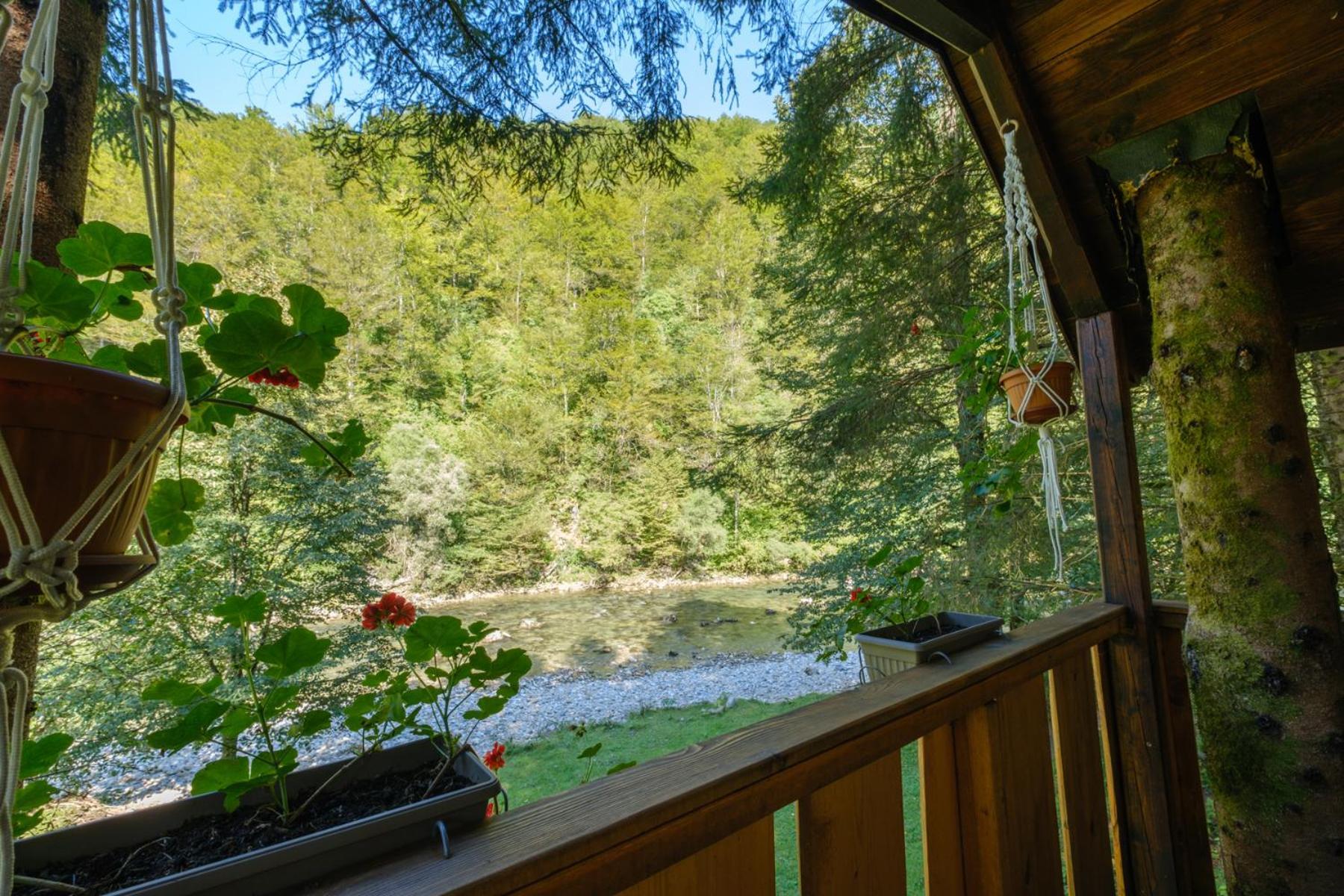 Treehouse Kupari Nacionalni Park Risnjak Cabar Esterno foto